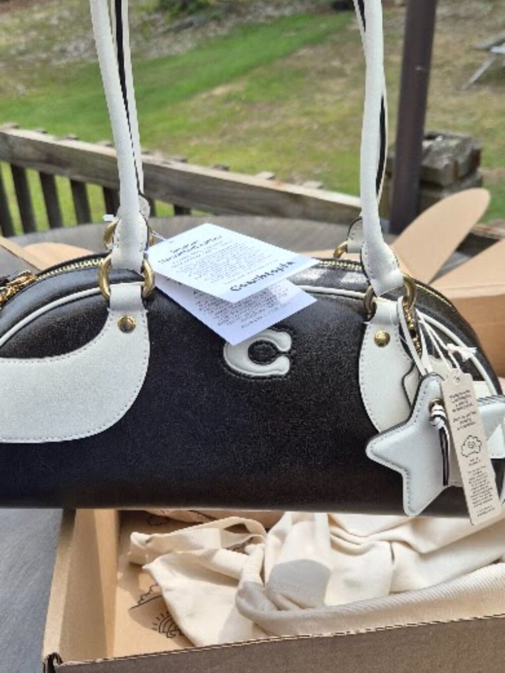 Coach Coachtopia Bowling Shoulder Bag CDU49 Black/White - 𝐏𝐑𝐈𝐂𝐄 𝐅𝐈𝐑𝐌 -